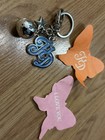 Exclusive Hilary Duff Lucky Me Tour Vip Keychain And Butterfly Concert Confetti