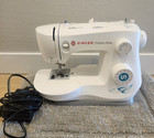 Singer Fashion Mate 3342 Sewing Machine W  Foot Pedal  local Pick Up Only 