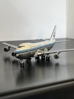 1 400 Klm 747-200b Ph-bud     Bigbird     Classic Livery     New   Mib     Limited Ed 