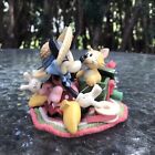 Vtg Disney Enesco Minnie Mouse Wrapping Gifts    wrapped To Purr-fection    Figurine