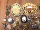 Vintage - Now 25 Piece Victorian Style Pendants Pins Craft Jewelry Making Lot  8