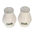 Nikko Happy Holidays Salt And Pepper Shaker Set Vintage Christmas Japan