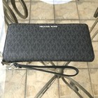 Michael Kors Women Ladies  Ziparound  Long Wallet Wristlet Clutch Card Holder Mk