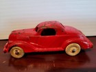 Nice Vintage 1930 s Hubley Cast Iron  Three Window Coupe   2253