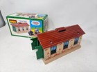 Thomas   Friends Wooden Railway Brio Uk Engine Shed 32482 Train Tank Engine Euc