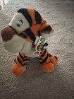 Disneyland Walt Disney World Winnie The Pooh Tigger 10  Plush Stuffed Animal Nwt