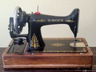 Antique Singer 99 Sewing Machine Y723107 Bentwood Case Hand Crank 1922
