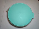 New Tupperware Pie Cupcake Keeper Taker 12in Round Container Clear W  Blue Seal