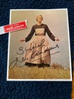 Julie Andrews Signed Maria Photo Coa Jsa Autograph 8x10 Sound Of Music Hillside