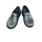 Crocs Women   s Slip Resistant Shoes Neria Pro Ii Clogs Nurse Work Shoes Size 7