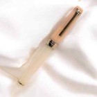 Sailor    Usagiya Professional Gear Slim 14k Fountain Pen Princess Rose Pink F