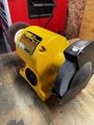 Dewalt Electric Bench Grinder Dw756 Heavy Duty 6   150mm  3450 min Rpm