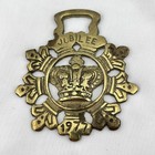 Brass Horse Medallion Vintage Queen Elizabeth Ii Royal Crown Border Show Harness