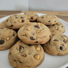 Salted Butterscotch Chocolate Chip Pretzel Cookies     Soft  Chewy  Gourmet Treats