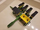 John Deere 7000 Series-four Row Corn Planter   1 16 Scale   Pieces Missing