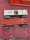Vintage Lot Of 2 Lionel Train O-gauge Post War Train Cars Untested Missing Parts