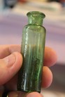 Antique  2 7 8     Green  Society Of Homeopathic Chemists  Bottle  Item   A-8302