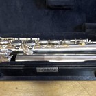 Yamaha Concert Flute  Closed Hole Keys  Silver  Includes Case