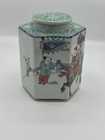 Chinese Hand-painted Famille Rose Porcelain Tea Caddy Jar Qing Dynasty Hexagon