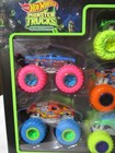 Hot Wheels Monster Trucks Glow In The Dark 10 Truck car  Set  1 64  Mib