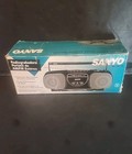 Vintage Sanyo Am fm Stereo Radio Cassette Recorder - Model  M7015 Tested W box