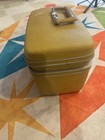 Samsonite Silhouette Vintage 1960s Yellow Hard-sided Vinyl Train Case Mirror
