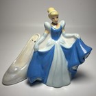 Disney Cinderella Glass Slipper Magnetic Salt   Pepper Shakers
