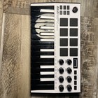 Akai Pro Mpk Mini Mk Iii Limited Edition White 25-key Keyboard Controller