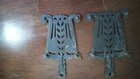 2 Vintage Americana J z h  Black Metal Cast Iron Trivets Wrought-iron 