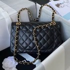 Classic 11 12 Handbag Black