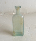 Vintage Glass Medicine Bottle Dr D Jayne s Tonic Vermifuge Clr Green Iridescent