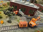 Ho Scale Cat Railroad Tie Loader With Loaded Cart In Orange Unpainted