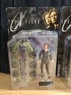 The X Files Series 1 Action Figures  agent Scully Agent Mulder  1998