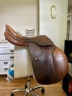 18  Collegiate Close Contact Saddle 