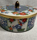 Vintage Daher Floral Circular Metal Decorative Tin Made In England 