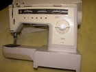 Singer Stylist 534 Free Arm Sewing Machine With Hard Case  Pedal   As Is