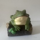 Gemmy Animated Friendly Frog Sings  sitting On The Dock Of The Bay   Read