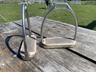 Used Stubben Stainless 4 75  English Stirrup Irons W pads