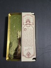 Dewar s White Label Highlander Scotch Whiskey Empty Gold Collectible Tin 