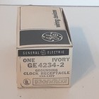 New Old Stock General Electric Ivory Grounding Clock Receptacle Ge4234-2 Ge