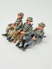 King   Country Ws053 Wwii German Sitting Sergeant   2 Riflemen Retired No Box