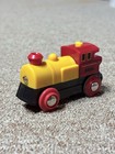 Brio Wooden Railway Yellow Battery Powered Train Forward   Reverse Good Conditio