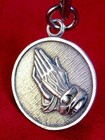 Vintage Serenity Prayer Sterling Praying Hands Francis Assisi Pilgrimage Medal