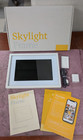 Skylight Frame Touchscreen Wifi Digital Picture Frame 100-frm White Frame   C29