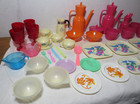 Huge 46 Piece Lot Vintage Irwin Children   s Plastic Toy Dish Set 1960 s Made Usa