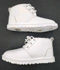 Ugg Neumel Men s Chukka Boots Size 9 White Leather Wool Plush Lining Treadlite