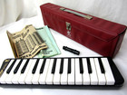 Hohner Melodica Piano 27   Red Case   Manual      Vintage Made In Germany        Clean