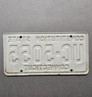      1976 Connecticut  passenger  License Plate  uc-5055  W 77 Renew  Stkr 
