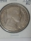1932 Au Latvia 5 Lati Silver       Original Luster     Baltic Crown