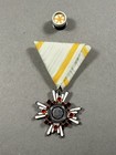 Japanese Order Of The Sacred Treasure 6th Class Wwii Box           Lapel Rosette